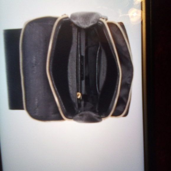 Small Backpack - Picture 3 of 8